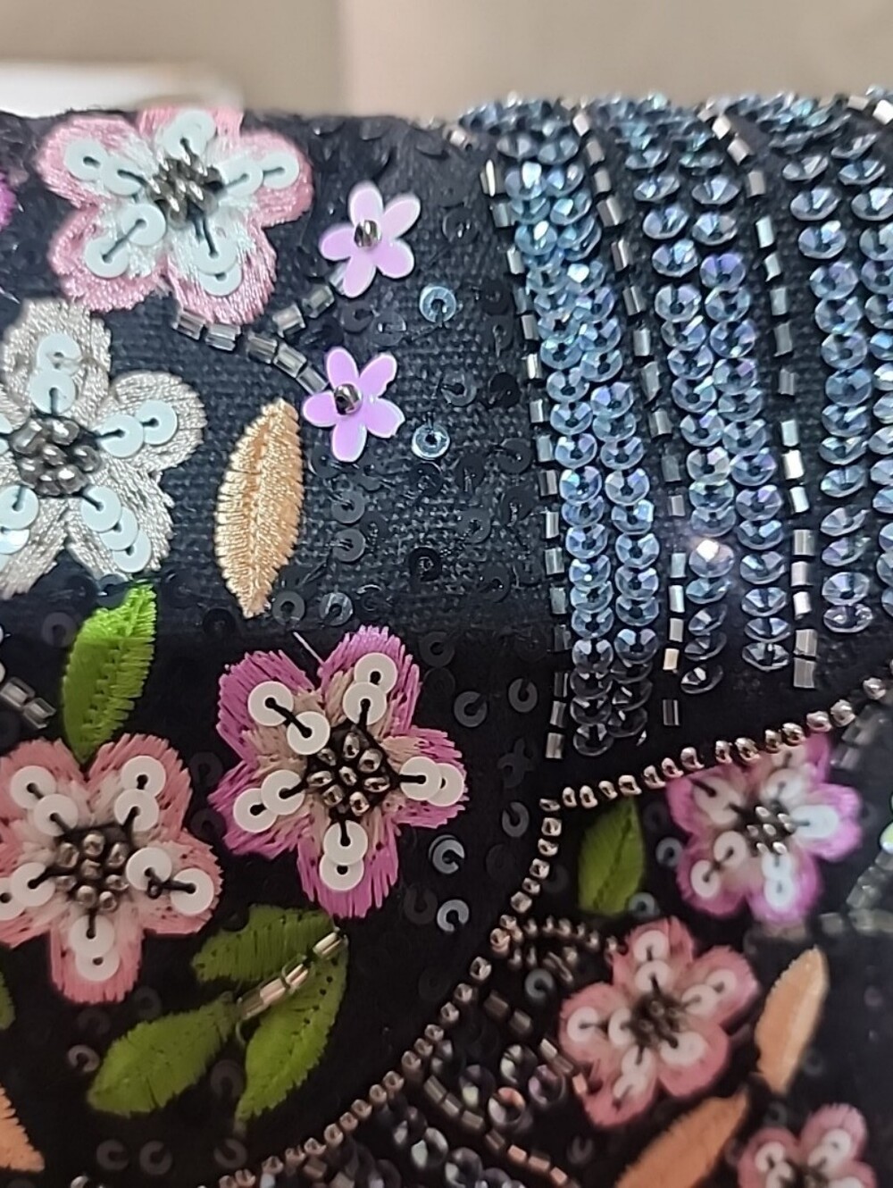 Clements Ribeiro Beaded Crossbody Bag - Picture 5 of 5